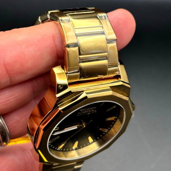 Invicta 46839 Speedway Gold Tone Mens Watch Black Dial Stainless Steel NIBWT - Picture 14 of 17